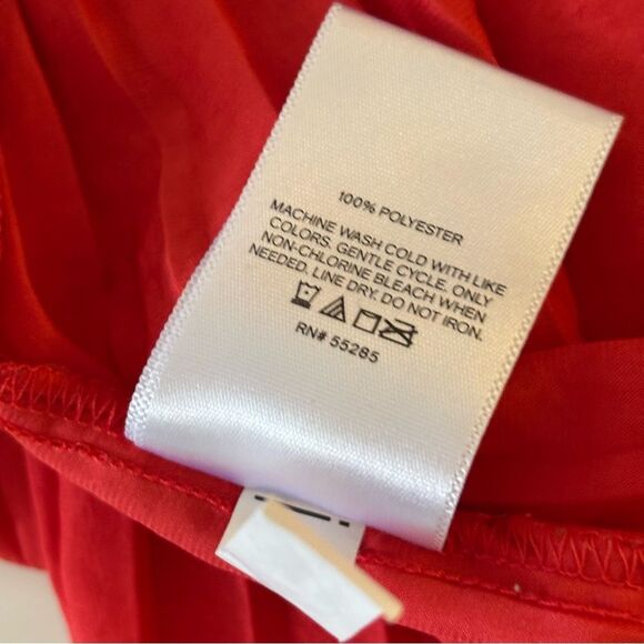 EXPRESS Women Pleated Tiered Cropped Cami Top. Red color Size S - Picture 7 of 7